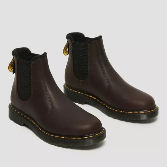 Dr. Martens 2976 Warmwair Leather Chelsea Boots - Picture 10 of 11